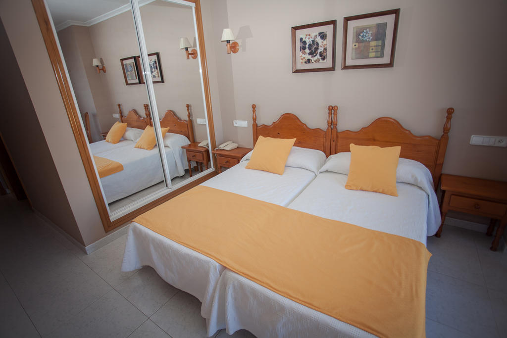 Hotel Martin Esperanza 포르토노보 객실 사진