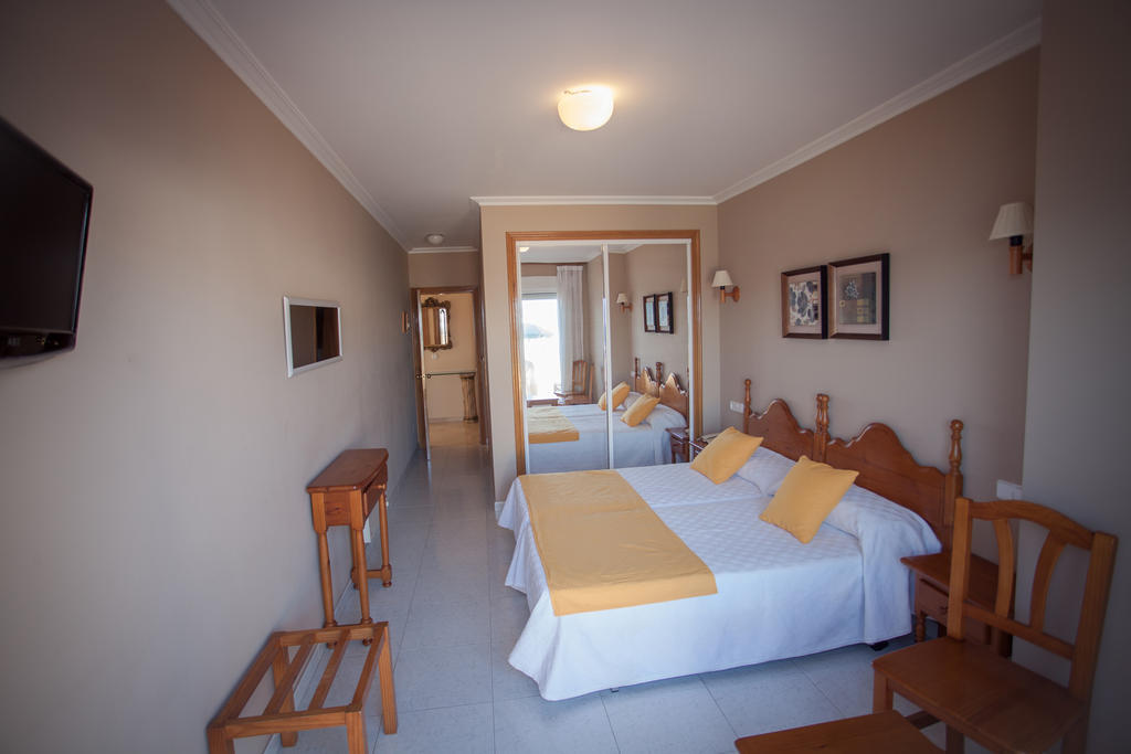 Hotel Martin Esperanza 포르토노보 객실 사진